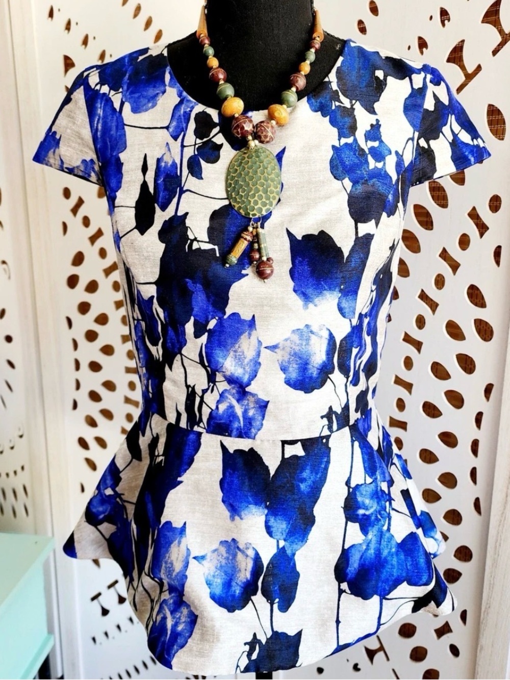Kensie Blue and White Floral Peplum Top